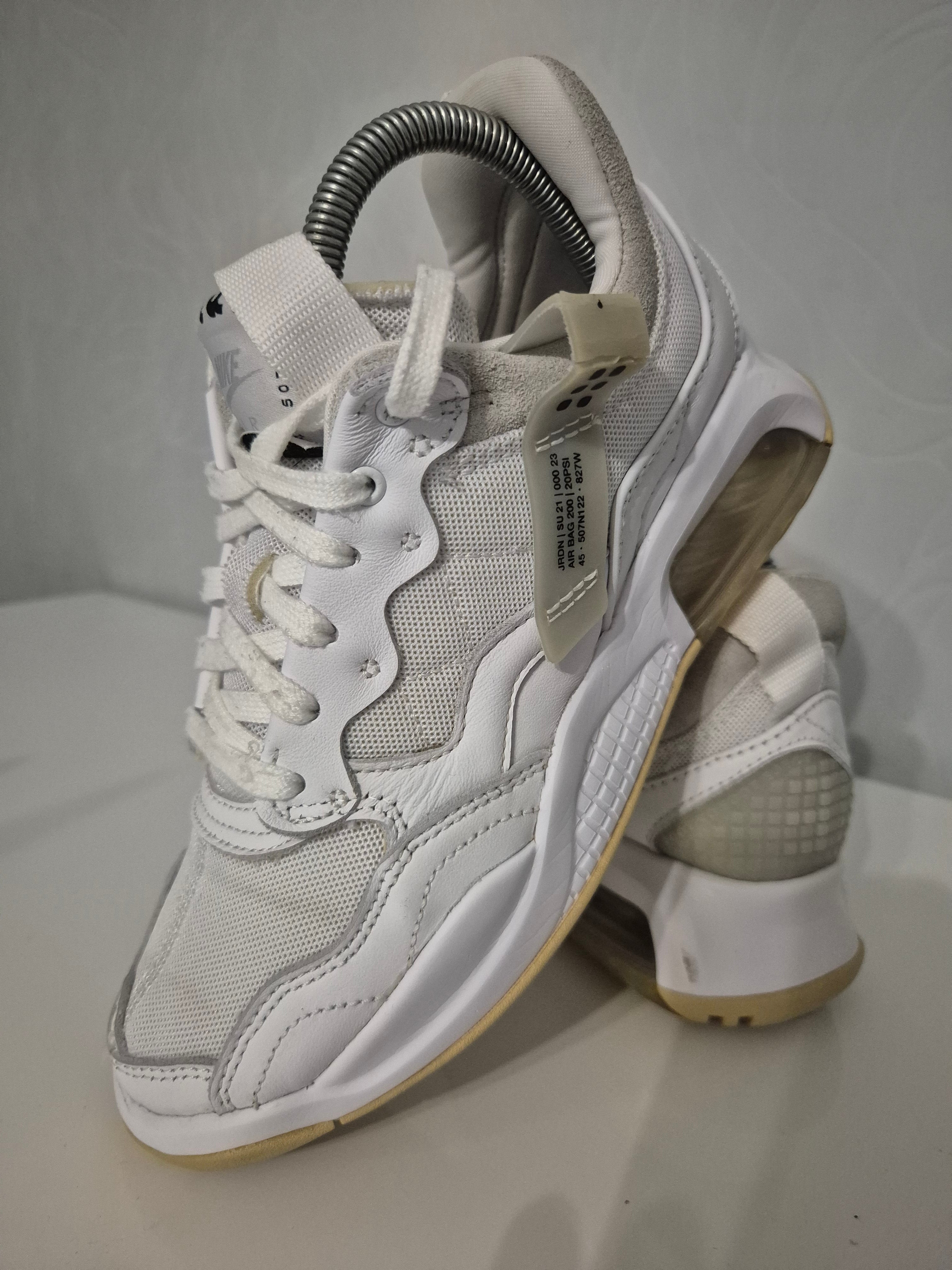 Nike Jodans Größe 37,5