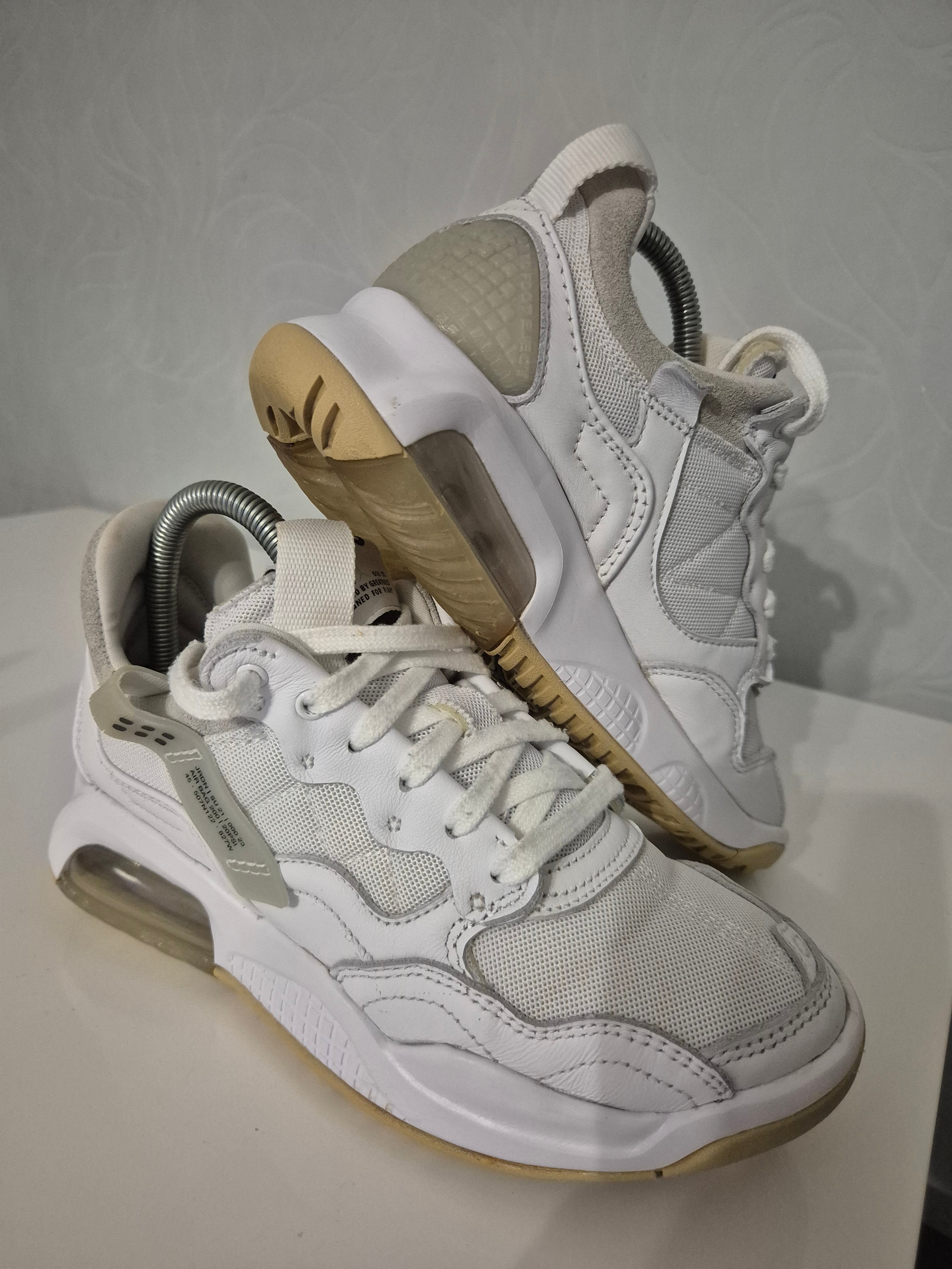 Nike Jodans Größe 37,5