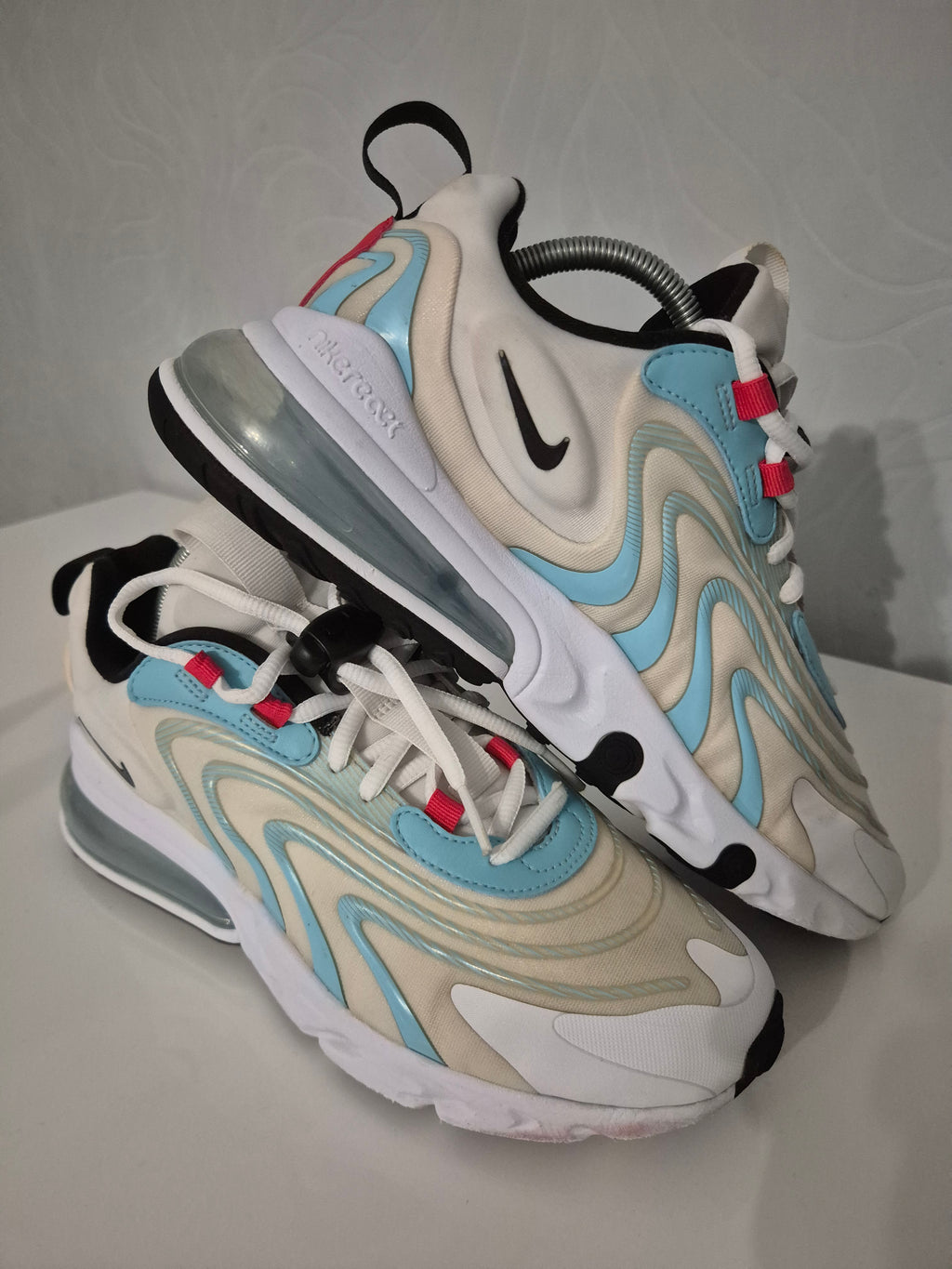 Nike Schuhe Gr. 42