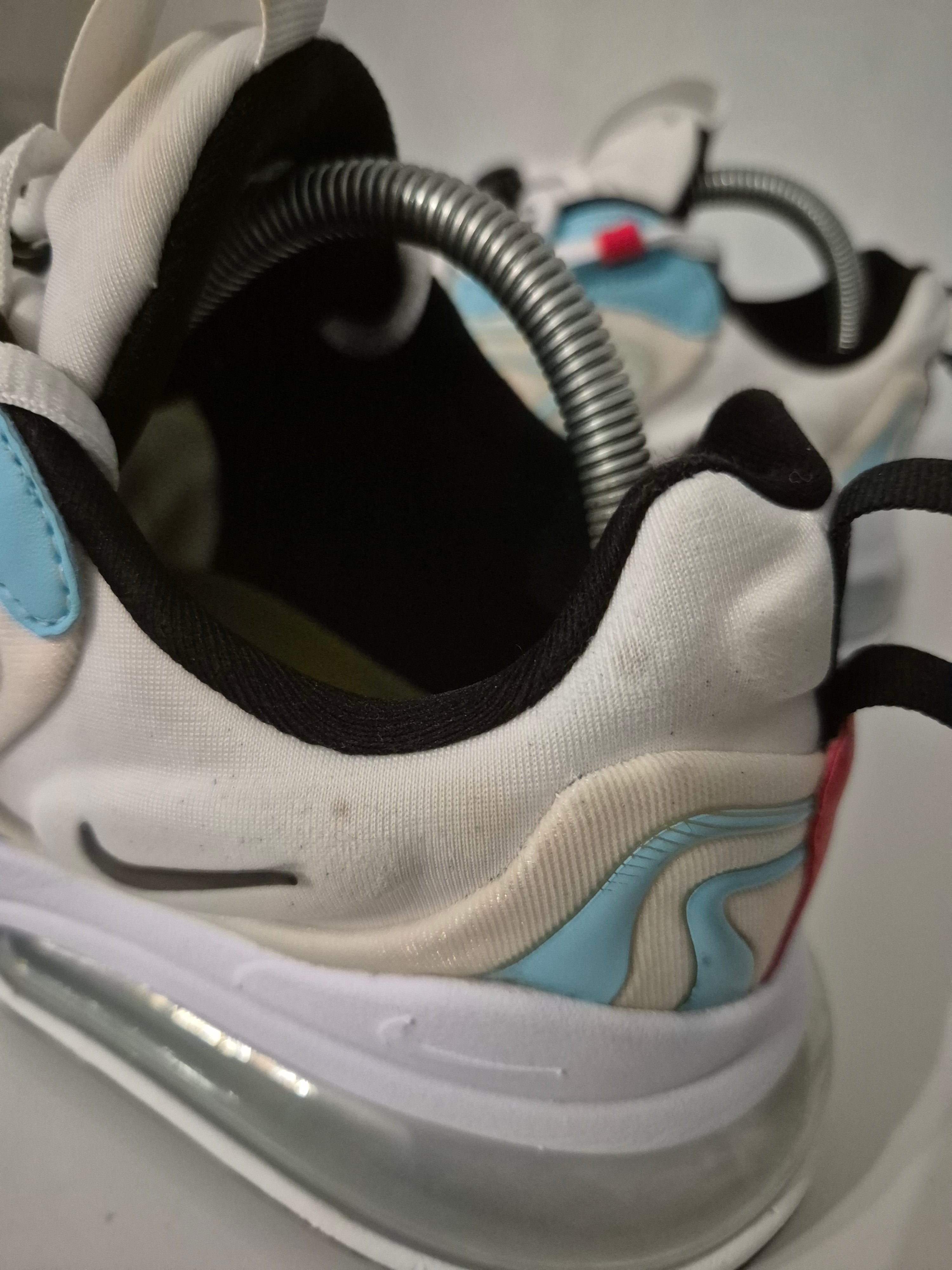 Nike Schuhe Gr. 42