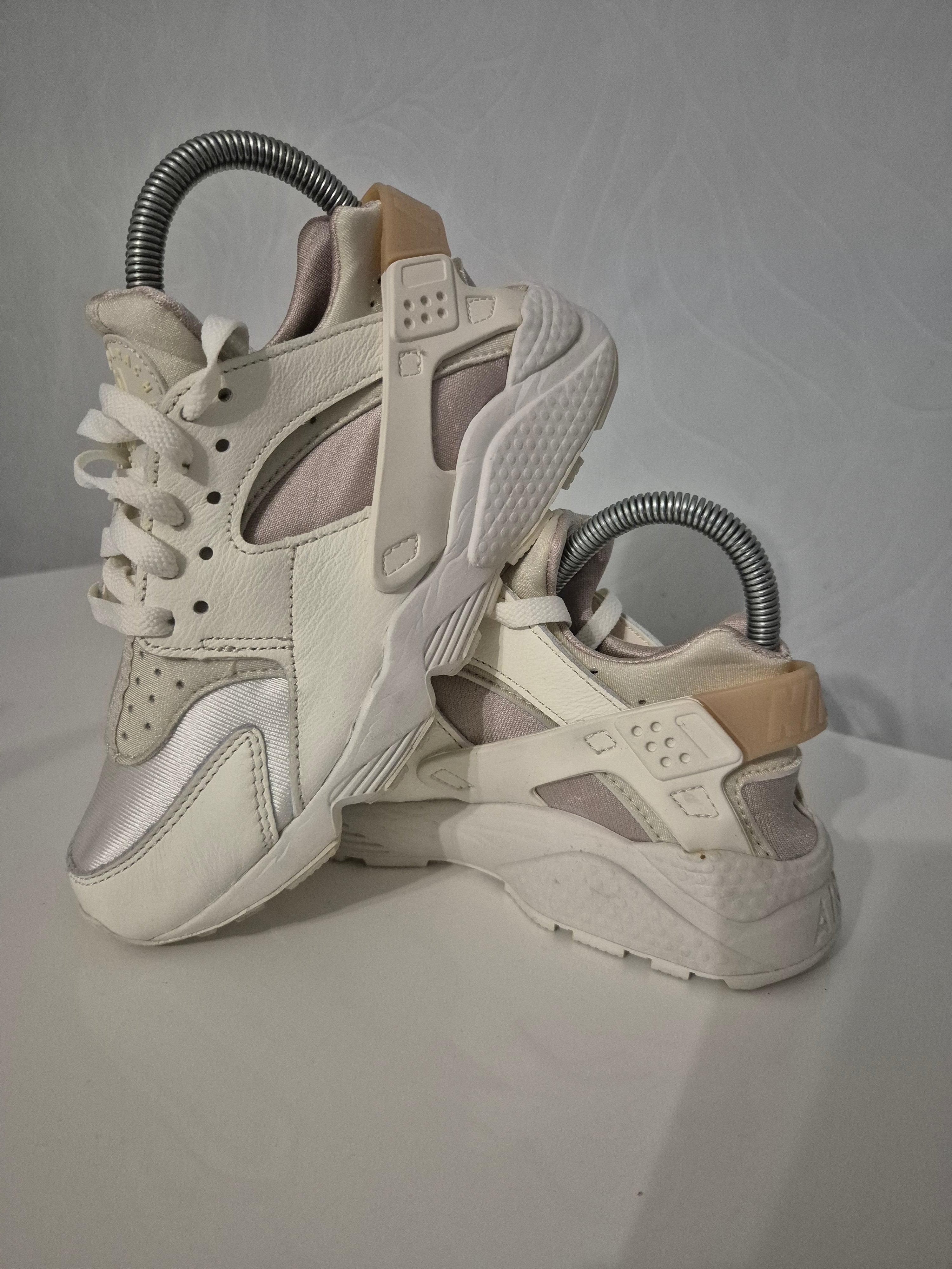 Nike Air Huarache  Gr. 37.5