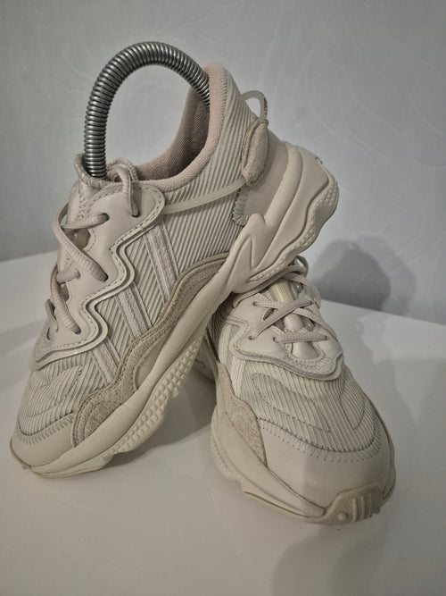 Adidas Schuhe Gr. 35