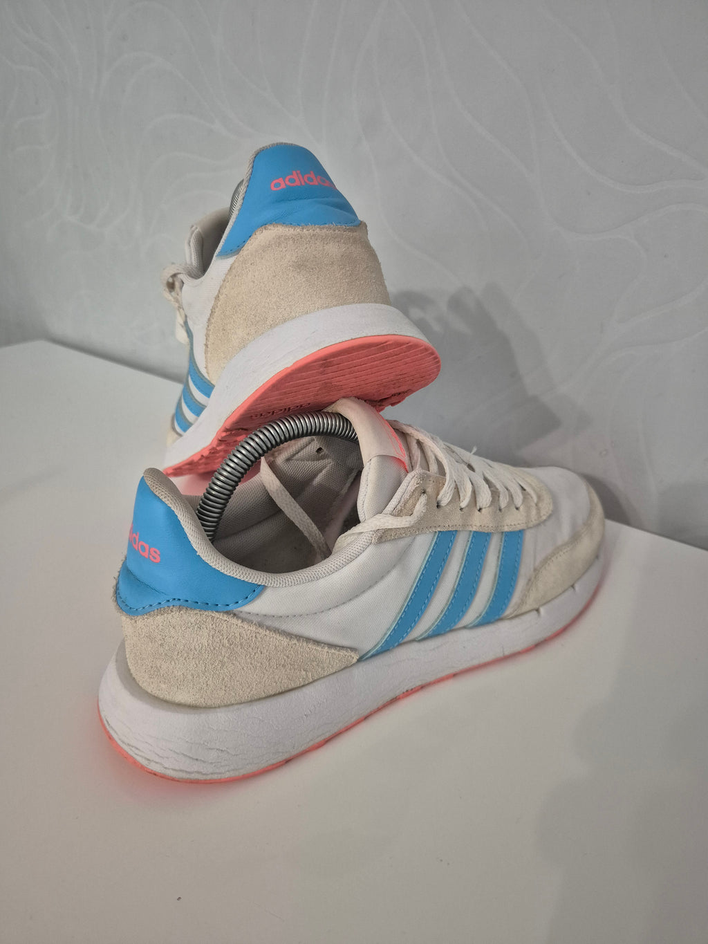 Adidas Run Weiss Gr.41,5