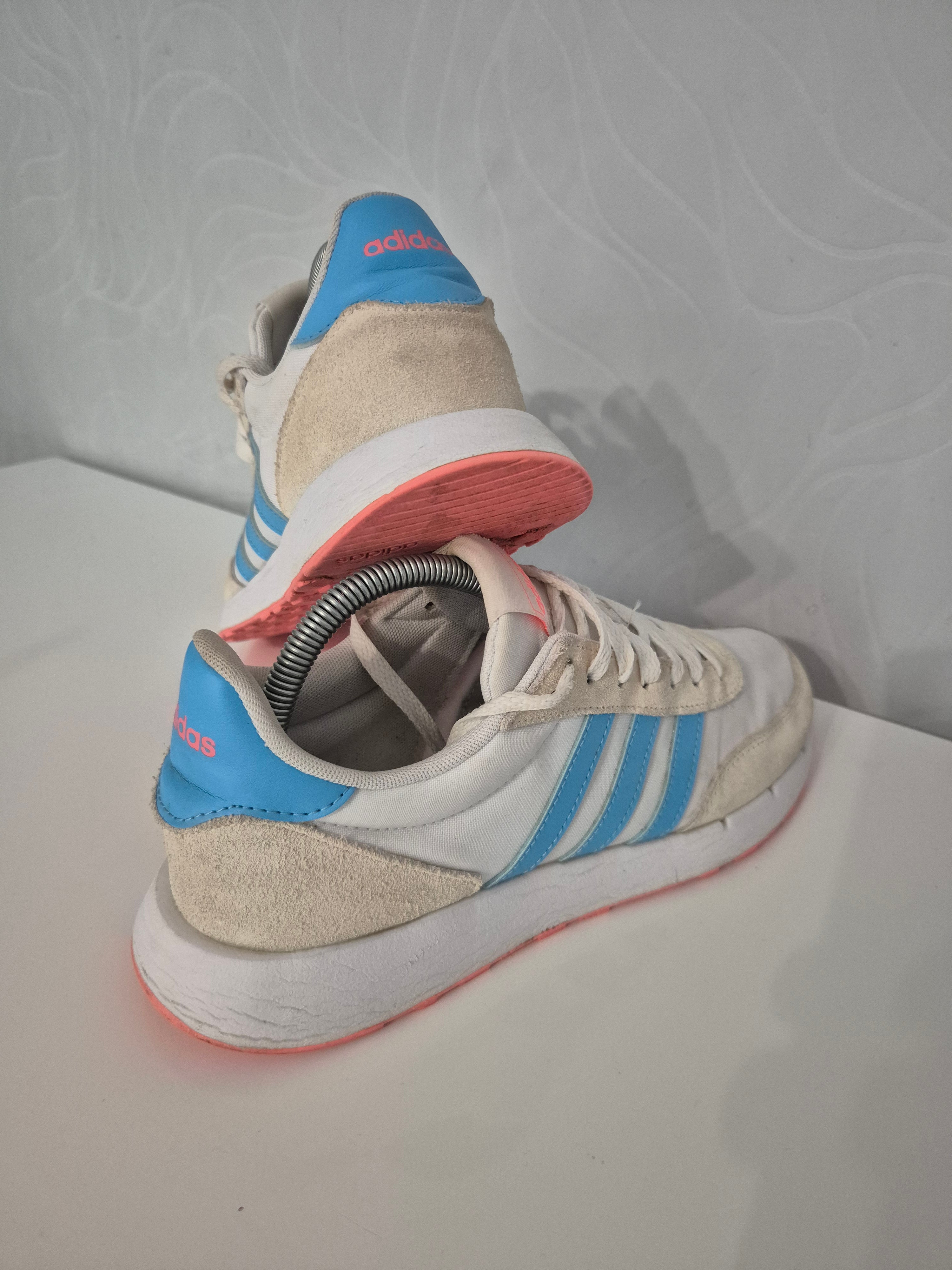 Adidas Run Weiss Gr.41,5