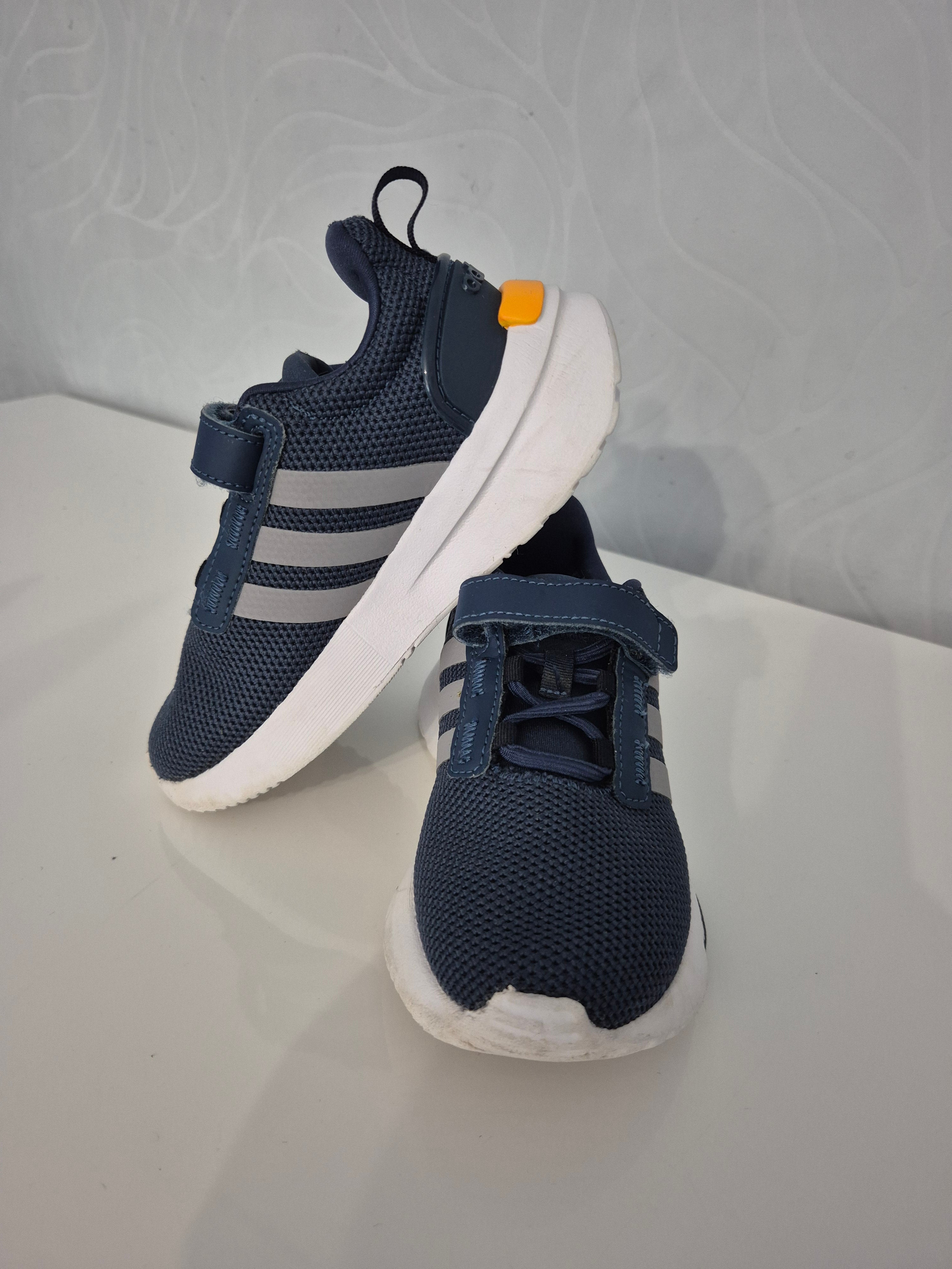 Kinder Adidas Racer  Gr.28