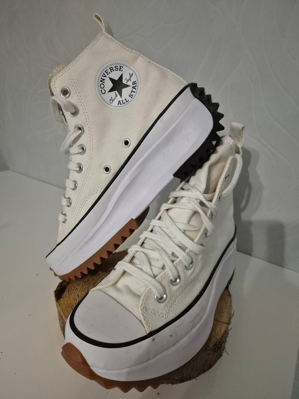 High/ Plateau Converse Gr.39