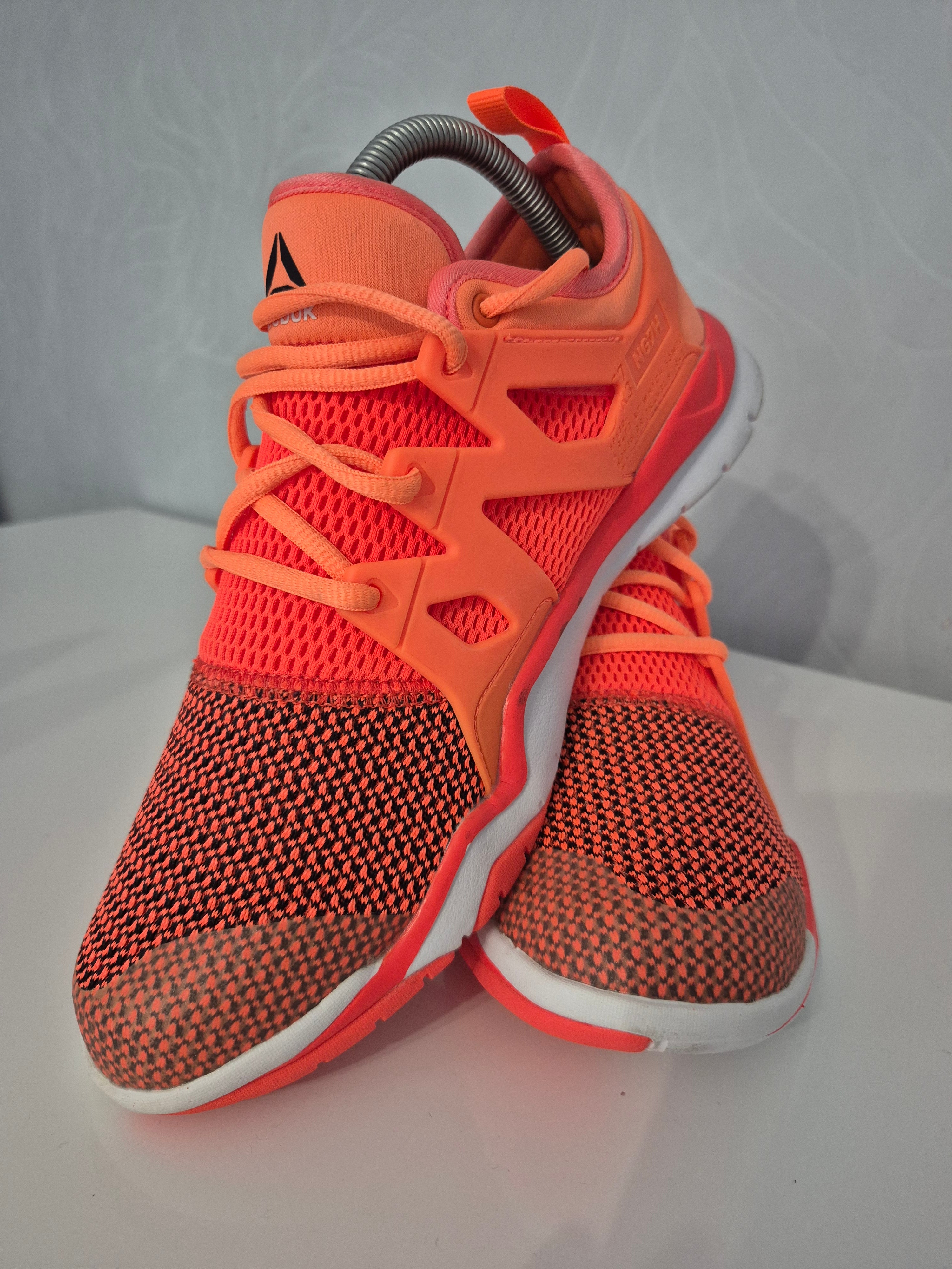 Reebok Zcut Orange Gr.39