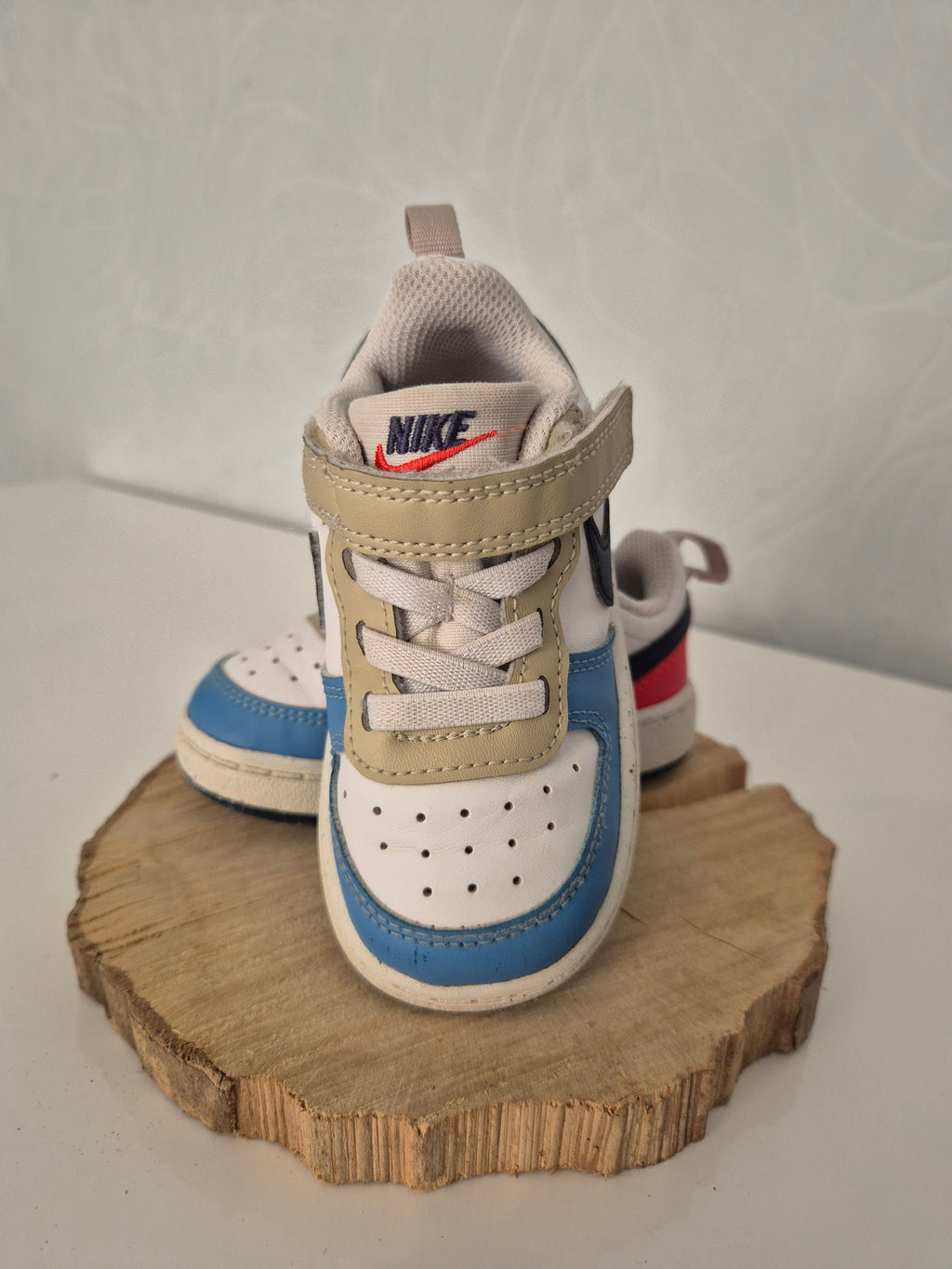 Nike Schuhe gr. 22