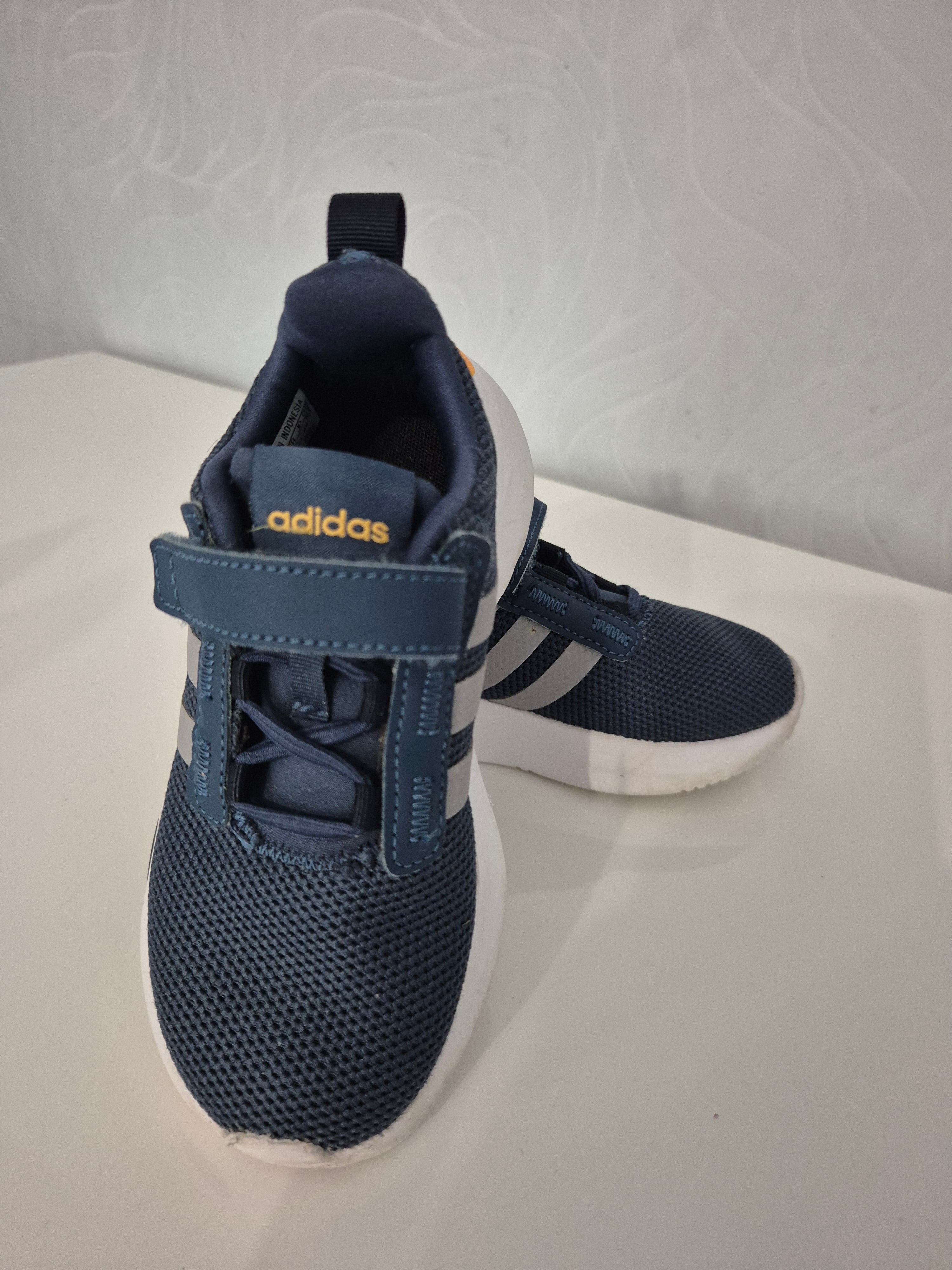 Kinder Adidas Racer  Gr.28